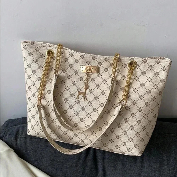 ⚠️Clearance Beige White Patterned Large Tote Shoulder Bag Gold Pendant - Picture 2 of 11